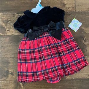 NWT Plaid and velvet dress size 6mths